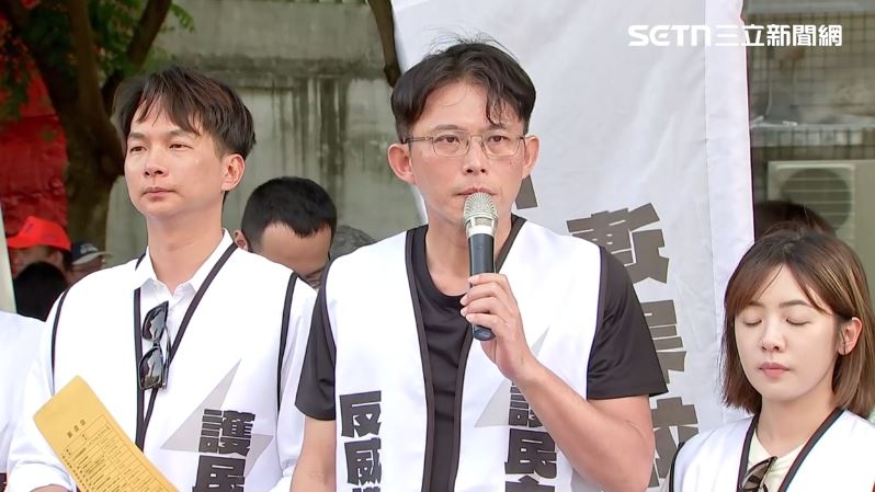 他曝藍白提案真相 批黃國昌才撕裂社會