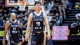 ▲新北國王林金榜剛抵台，首節就被叫上場，沃許本爆料表情傻眼。（圖／新北國王提供）