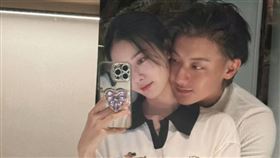 黃子韜和徐藝洋婚後感情甜蜜。（圖／翻攝自微博）