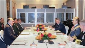 ▲美澳日菲4國國防首長在新加坡開會，控中國破壞東海與南海穩定。（圖／路透社／達志影像）