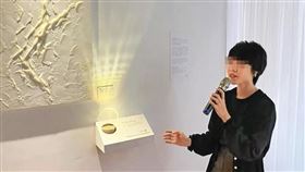 顏女在藝術造詣上仍頗負盛名，常有作品展出。（翻攝自IG）