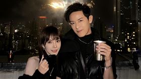 敖犬、發發。（圖／翻攝自敖犬臉書）