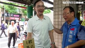 ▲朱立倫「反惡罷 戰獨裁」 陪同林德福永安市場掃街拜票。（圖／翻攝畫面）