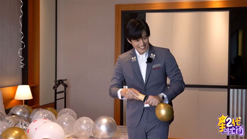 徐新洋體驗不同職業（圖／Yahoo《星二代很忙內》提供）