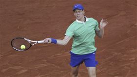 ▲辛納（Jannik Sinner）直落3晉級法網男單8強。（圖／美聯社／達志影像）