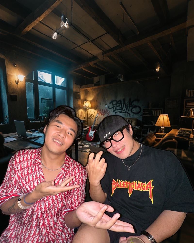 屁孩Ryan（左）與怕胖團的閃亮（右）攜手合作單曲〈反正我沒差〉。（圖／張恒琪工作室提供）