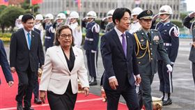 總統賴清德主持「軍禮歡迎馬紹爾群島共和國總統海妮伉儷」（圖／總統府提供）