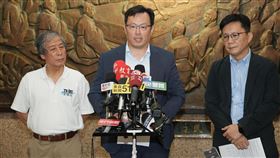 ▲體育署長鄭世忠（中）。（圖／體育署提供） 