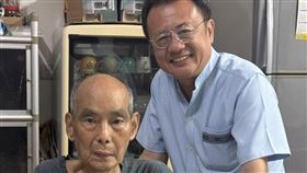 ▲賴坤成探望林正杰時兩人合影。（圖／翻攝自賴坤成臉書）