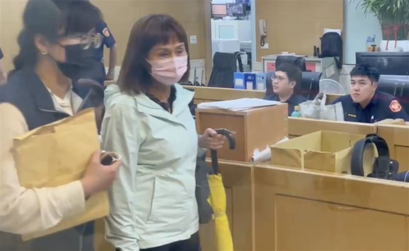 陳歐珀的妻子徐慧諭被移送北檢。（圖／翻攝畫面）
