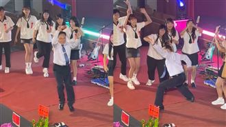 畢典拚了！校長霸氣16蹲、教官大秀熱舞
