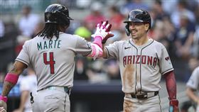 ▲卡洛爾（Corbin Carroll）和馬提（Ketel Marte）同場炸裂雙響砲。（圖／美聯社／達志影像）