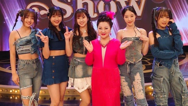 白冰冰宣布新喜訊 最強女團超狂背景曝光