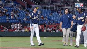 ▲德保拉沒有等待王建民上丘就退場。（圖／翻攝自CPBLTV）