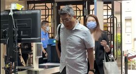 ▲薛楷莉現身台北地院，表示相信司法會還她清白。（圖／翻攝畫面）