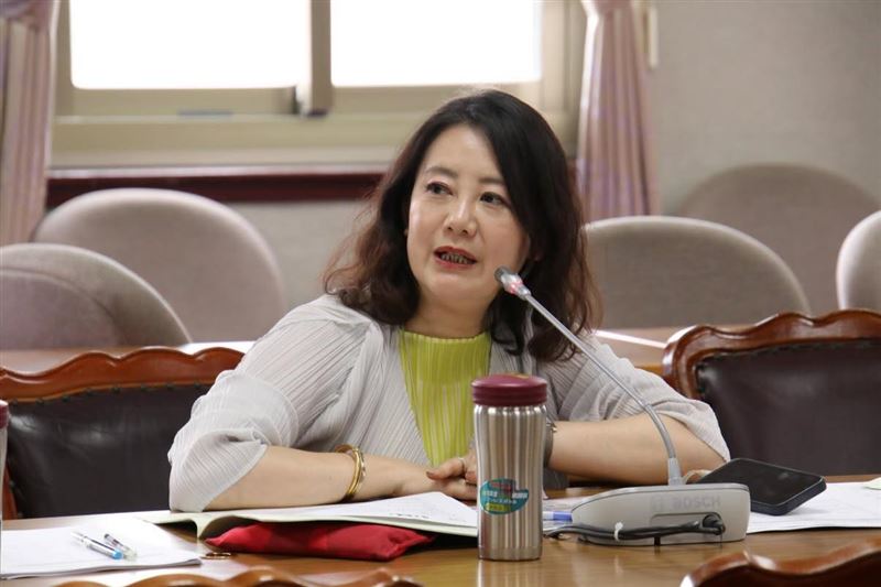 吳思瑤表示，要爆料，也不要搞烏龍！（圖／翻攝自吳思瑤臉書）