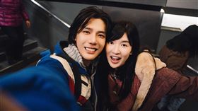 《值得愛》王安宇（左）首搭王玉雯擦出CP感。（圖／愛爾達電視提供）