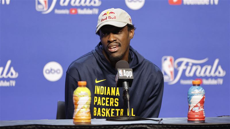 溜馬席亞康（Pascal Siakam）在NBA總冠軍賽媒體日受訪。（圖／路透社／達志影像）