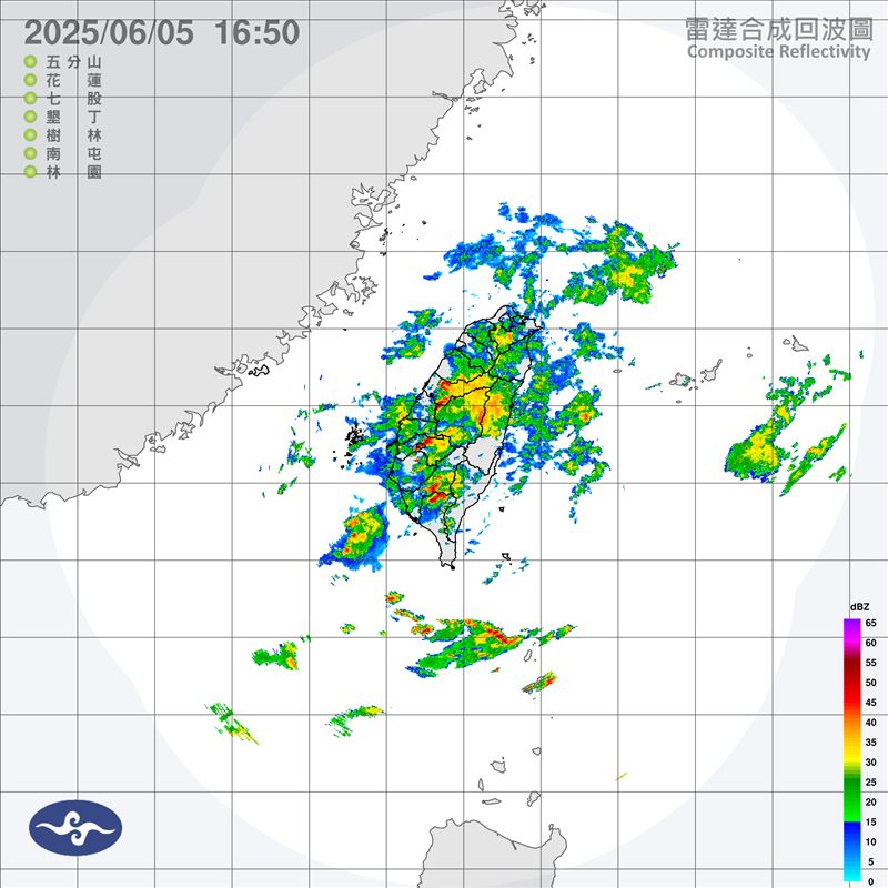 氣象署在今(5)天16:55發布豪雨特報。(圖/翻攝自氣象署)