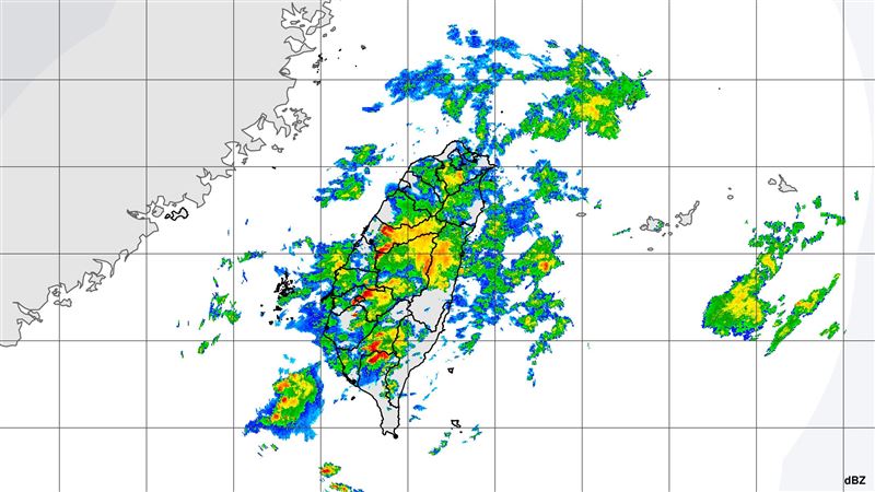 新／下班帶傘！14縣市豪大雨特報下到入夜