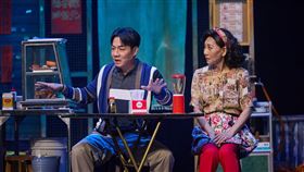 左起李盈蓁、陳隨意、嚴云農、李俊宏、郎祖筠、柯大堡、黃浩詠。（圖／春河劇團提供）
