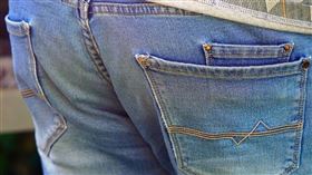 新牛仔褲口袋「藏6石頭」！內行人曝用途