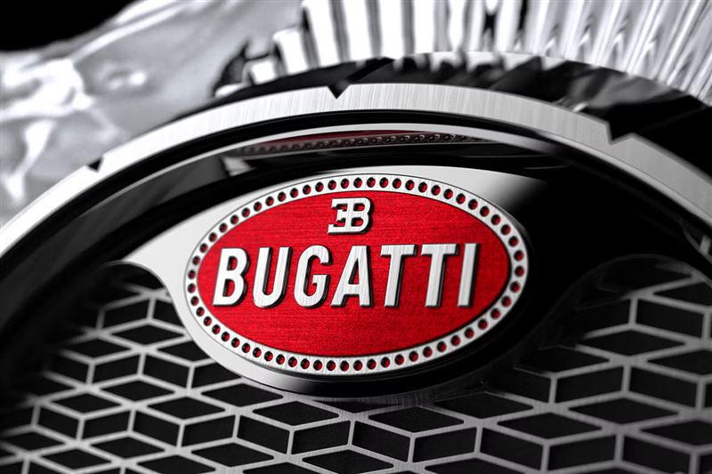 設計靈感來自Bugatti傳奇車款Type 41 Royale。(翻攝Jacob & Co.)