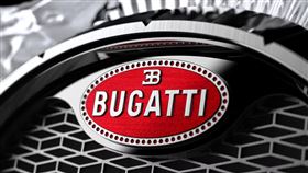 ▲Bugatti水晶時鐘。（翻攝Jacob & Co.）