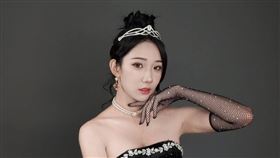 檸檬迎接30歲生日，同時宣布買新房。（圖／翻攝自檸檬IG）