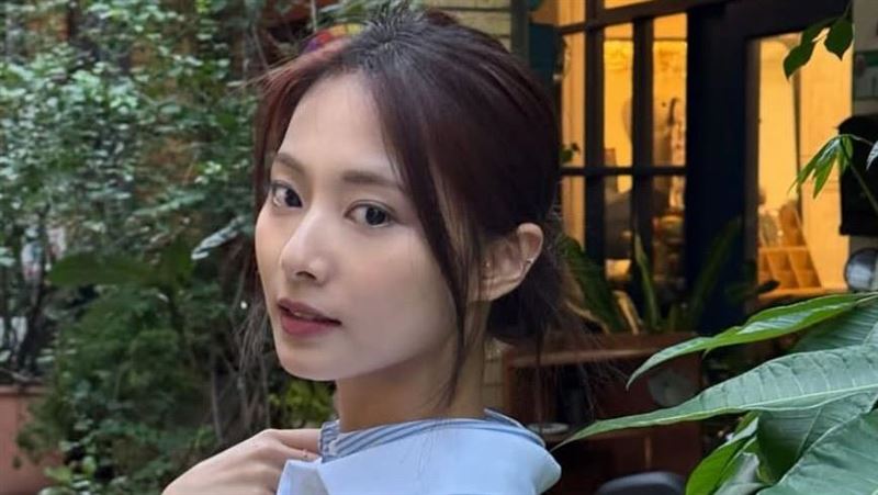 周子瑜爆約滿單飛　回台密會天王天后推手