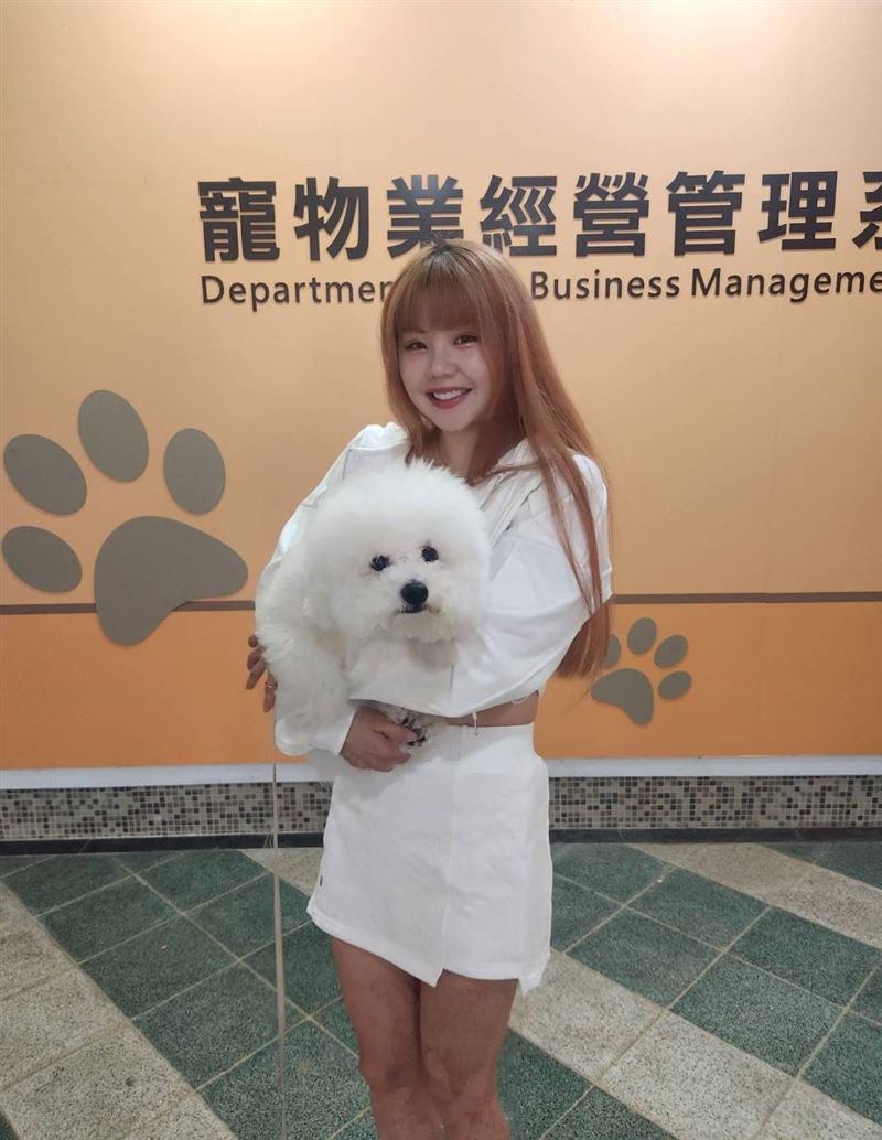 比熊擔任新媒體導師。（圖／台北海大提供）