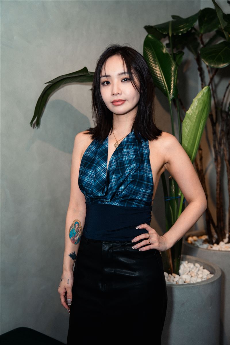 Kimberley陳芳語昨晚在LINE MUSIC舉辦「新專輯搶先聽唱會」直播。(圖/陶山音樂提供)