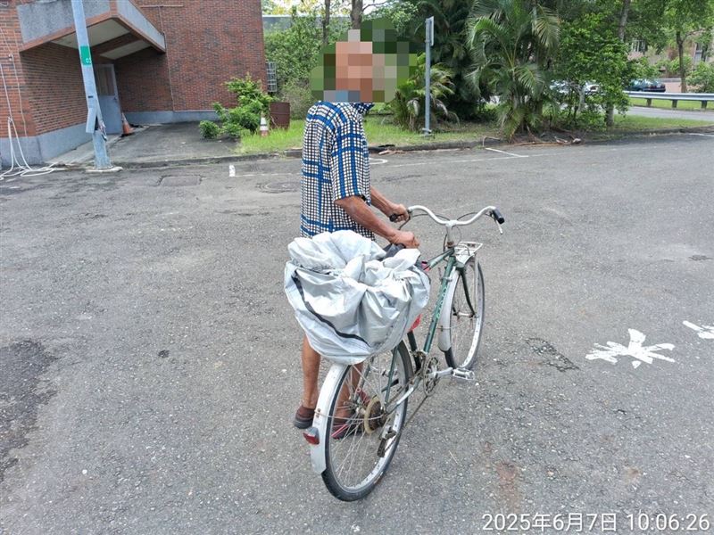 高雄82歲潘姓老翁誤闖國道被依法開罰,另函送地檢署。(圖/翻攝畫面)