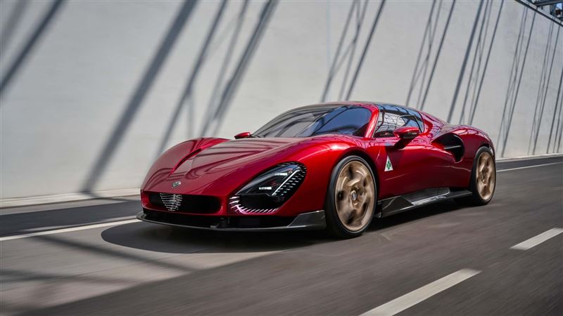 33 Stradale搭載3.0升雙渦輪增壓V6引擎或純電動力。(翻攝Alfa Romeo)