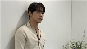 ▲NCT成員道英掛急診讓粉絲相當憂心。（圖／翻攝自MBCentertainment YT）