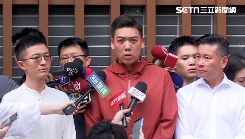賴苡任坦言昨晚有到張克晉家樓下，不過對方似乎不在家。（圖／翻攝畫面）