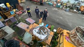 工廠內的電纜線經常被泰國籍男子給竊走，讓廠方相當無奈。（圖／警方提供）