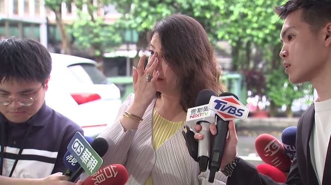 罷免吳思瑤二階連署失敗，吳思瑤回應時哽咽「我希望大家負能量趕快過去。」（圖／翻攝畫面）