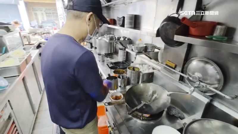 全台好吃炒飯獲第4名 遭控小強炒飯