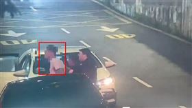 黃男被警方逮捕。（圖／翻攝畫面）