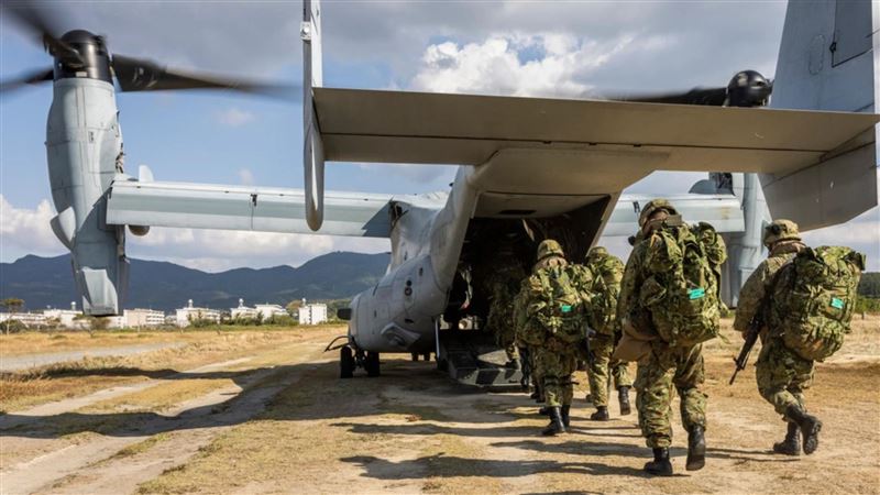 日本自衛隊與美軍聯合實施大規模演習「利劍」。(圖/翻攝自U.S. Forces Japan 粉專)