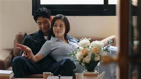 連晨翔（左）閃婚劉品言。（圖／翻攝自連晨翔IG）