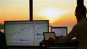 ▲汎瑋材料5月營收站穩億元關卡，展現營運韌性，公司深耕高階應用市場，利基型材料訂單動能強，AI伺服器、高階PC應用持續發酵，有效推升出貨。（示意圖／PIXABAY）