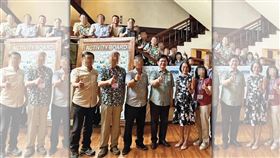 涉詐欺、偽造帛琉官方租約的黃紀彰，今年1月現身我國訪帛的總統特使團，留下與外交部長林佳龍及駐帛琉大使黎倩儀的合照。（翻攝駐帛琉大使館臉書）