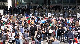 洛杉磯群眾抗議ICE行動