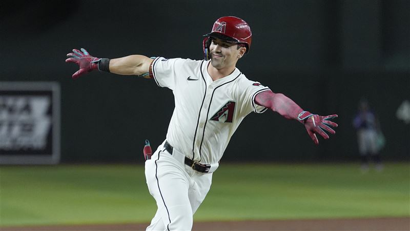 卡仔首局首打席首球炸裂 再1轟連3季20轟