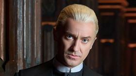 湯姆費爾頓即將在舞台劇登場，繼續扮演成年後的跩哥馬份。（Manuel Harlan攝／Harry Potter and the Cursed Child提供）