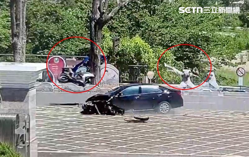 20歲重機騎士被逆向撞上,人車噴飛好幾公尺高再重摔。(圖/翻攝畫面)