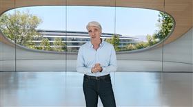 蘋果WWDC演講才剛開始　股價瞬間跳水、市值蒸發2.24兆！原因是「他」（圖／翻攝自YT@Apple）