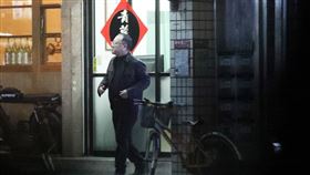 遭爆搭公務車赴推拿診所　史哲：因舊傷復發裹膏藥。侯漢廷臉書